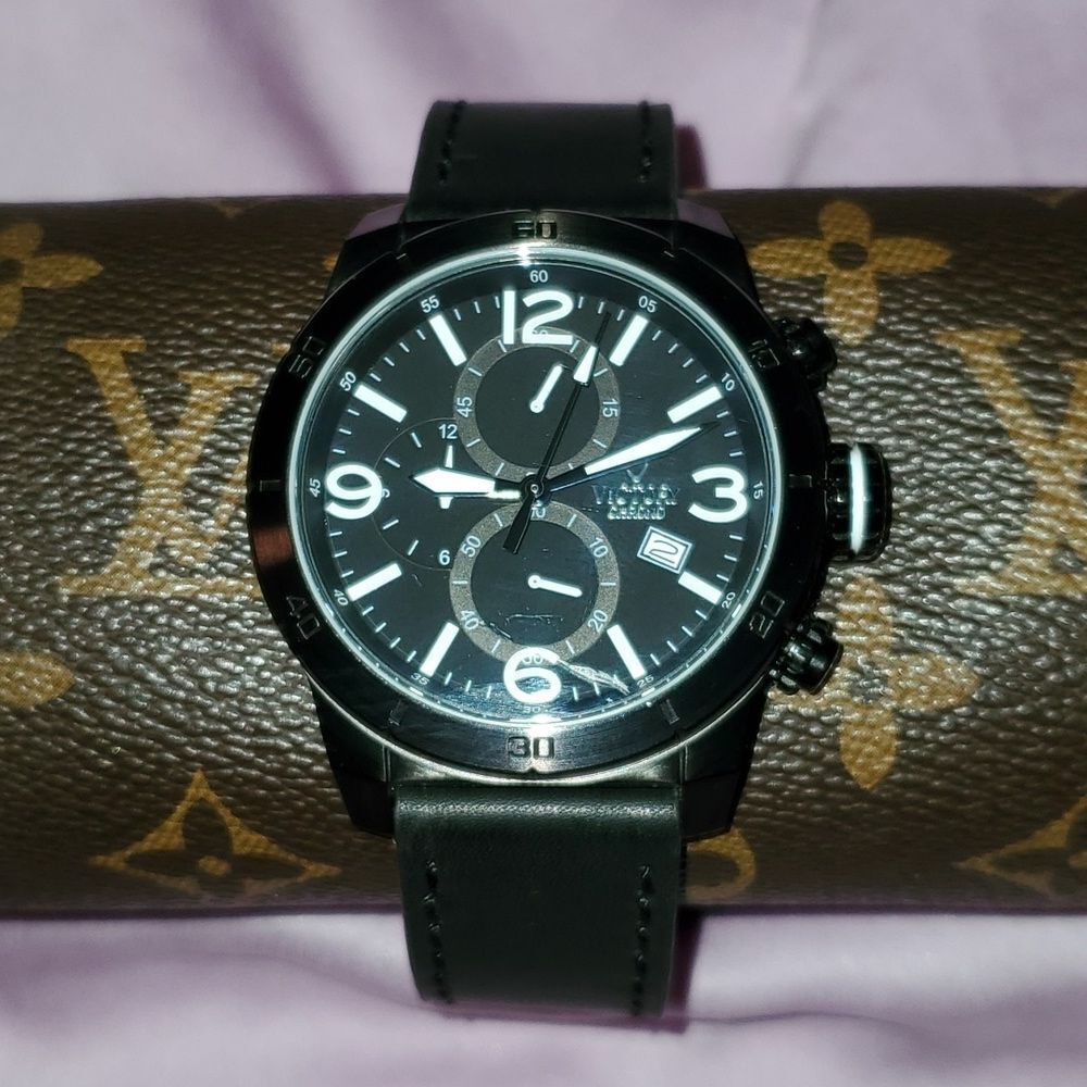 Victory Instruments V-Nomad Chronograph Black/White Leather Men's Casual‎ Watch